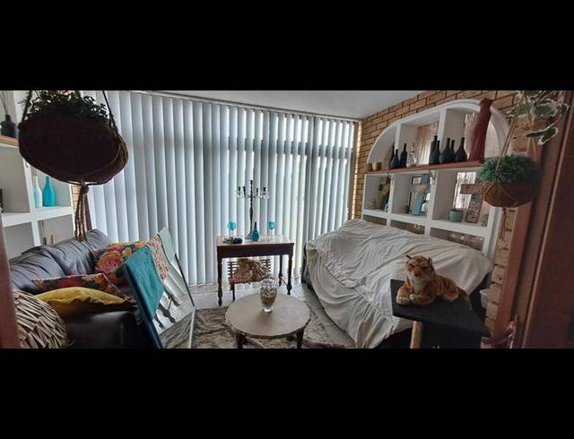 2 BEDROOM HOUSE FOR SALE IN STILBAAI-WES